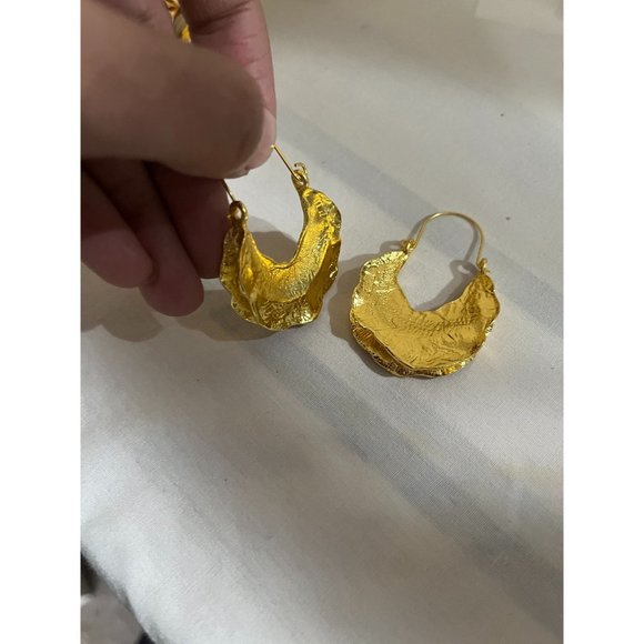 Chunky gold hoops big vintage style gold earring geometric gold earring , - Picture 5 of 6